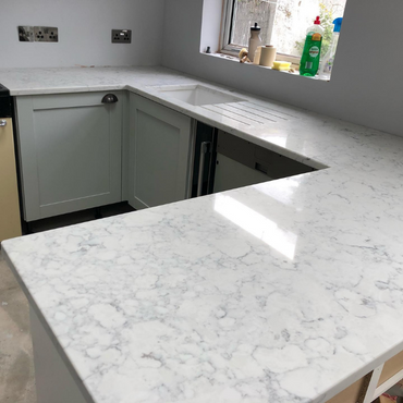 Cloud White Quartz Countertop